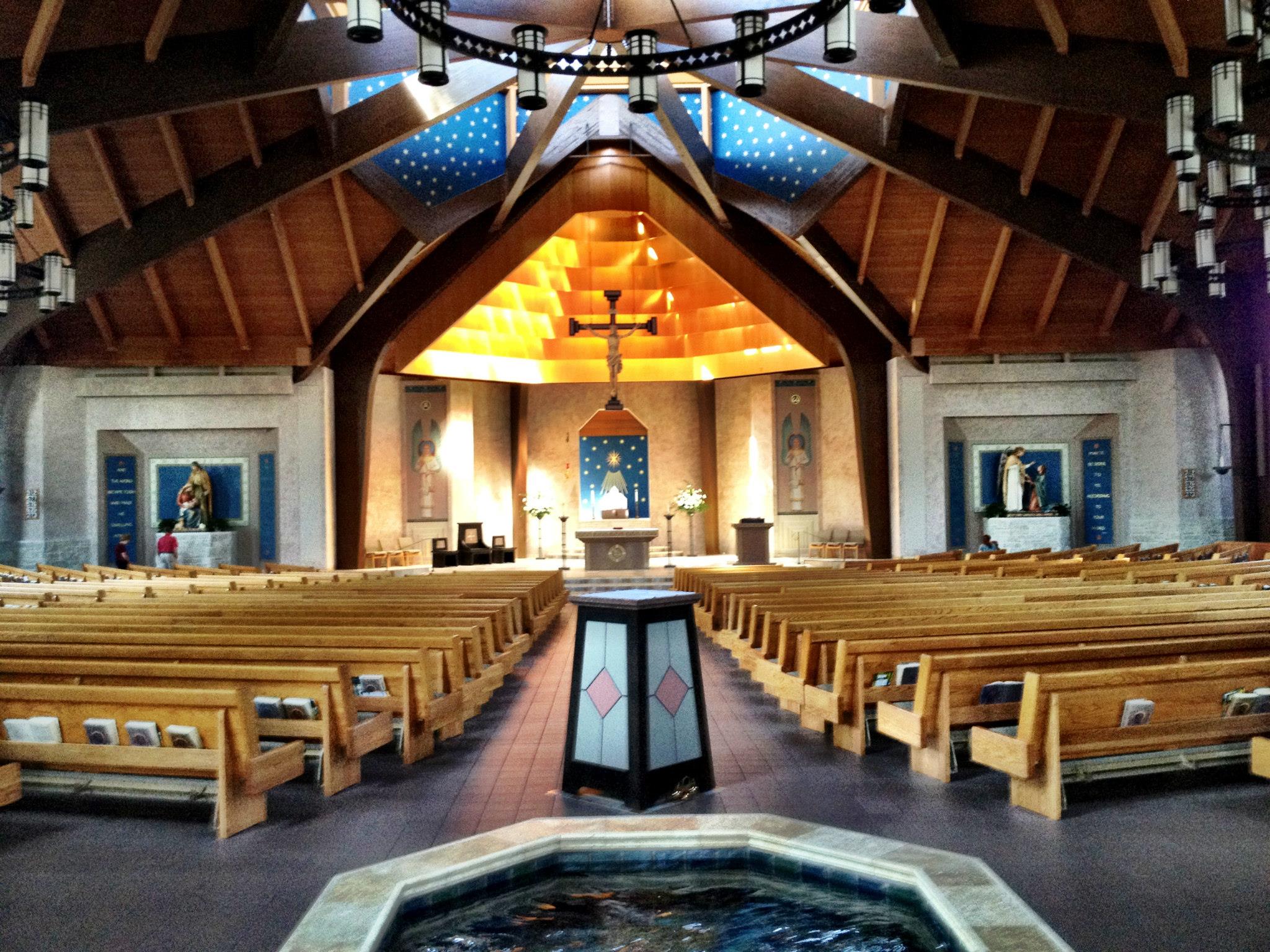 Crenshaw Lights up Church of the Nativity With Custom Lighting
